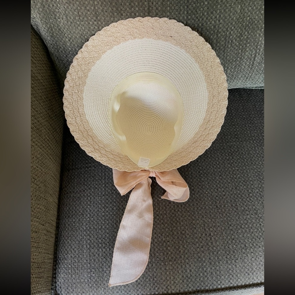 SUN HAT Decorative Grass Constructed Neutral with Bow Very Comfortable Cream Tan - Picture 4 of 6